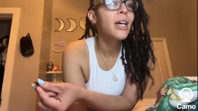 Image 12 of hotyella Stream on Chaturbate on 14 months ago