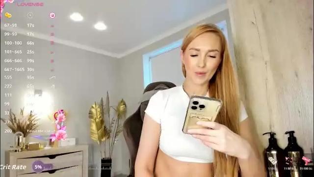 Image 8 of hotyplays Stream on Chaturbate on 22 days ago