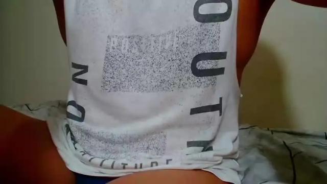 Image 3 of hotzeadyy02 Stream on Chaturbate on 14 months ago