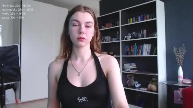 Image 2 of hoveykey Stream on Chaturbate on 2 months ago