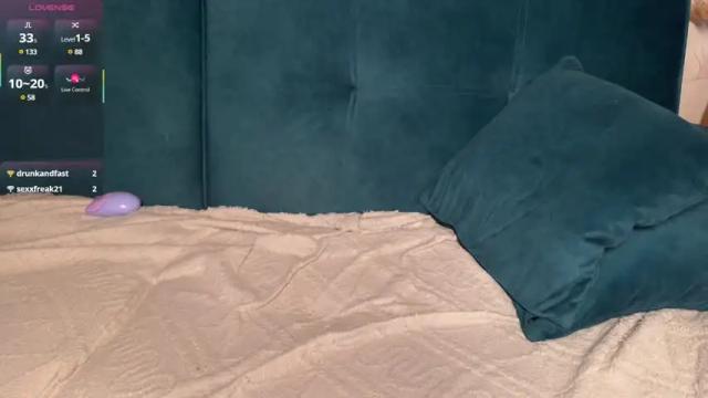 Image 10 of howtoreachorgasm Stream on Chaturbate on 3 months ago