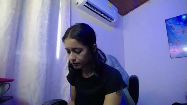 Image 6 of hubena_tgn Stream on Chaturbate on 2 months ago