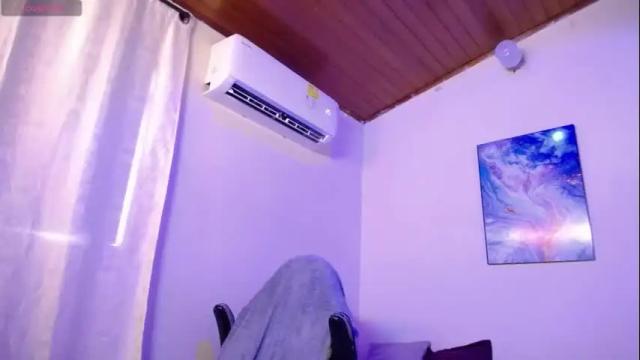 Image 2 of hubena_tgn Stream on Chaturbate on 1 month ago