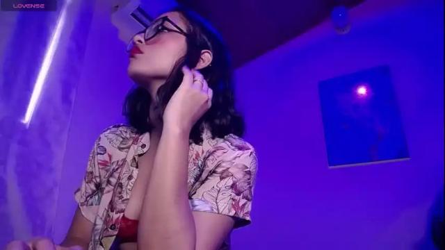 Image 11 of hubena_tgn Stream on Chaturbate on 13 days ago