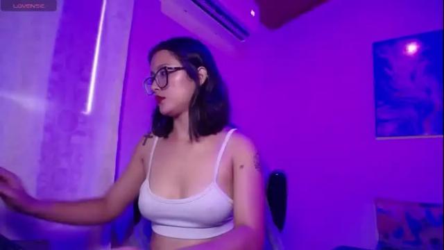 Image 12 of hubena_tgn Stream on Chaturbate on 4 days ago