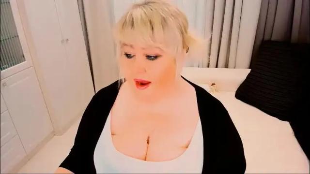 Thumbnail 3, huge_booobs's Stream at Chaturbate, 24 days ago