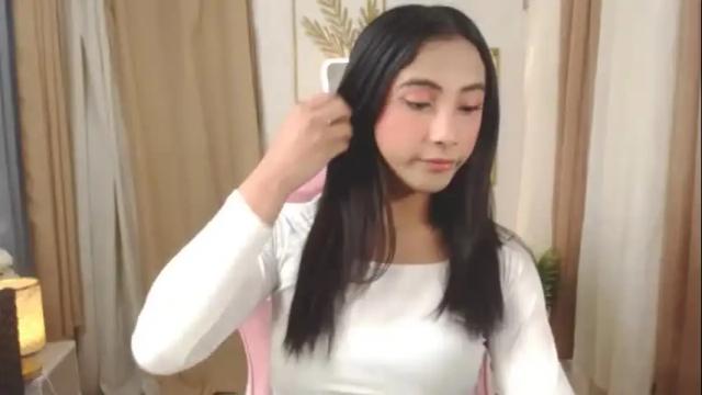 Thumbnail 1, hugeasiancockandrea's Stream at Chaturbate, 1 month ago