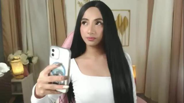Image 8 of hugeasiancockandrea Stream on Chaturbate on 6 days ago
