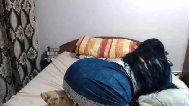 Image 6 of hugeassdevil Stream on Chaturbate on 13 days ago