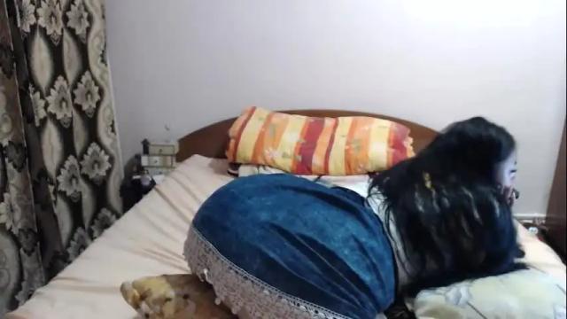 Image 7 of hugeassdevil Stream on Chaturbate on 13 days ago