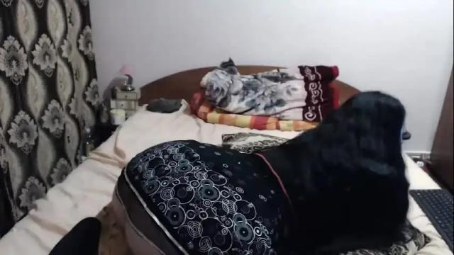 Image 11 of hugeassdevil Stream on Chaturbate on 8 days ago