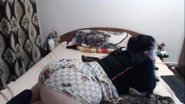 Image 10 of hugeassdevil Stream on Chaturbate on 6 days ago
