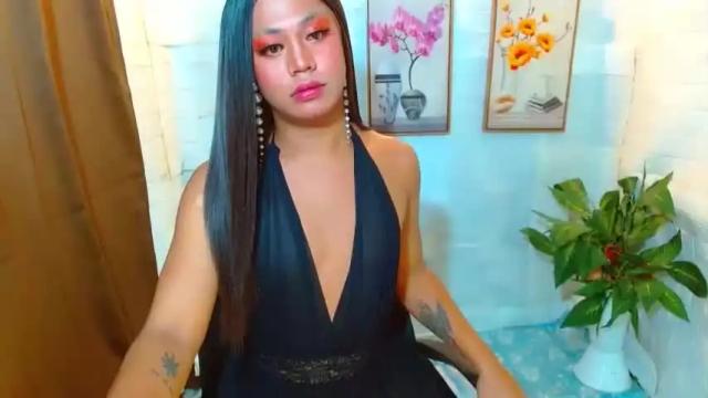 Image 3 of hugecock_aarien1 Stream on Chaturbate on 12 months ago