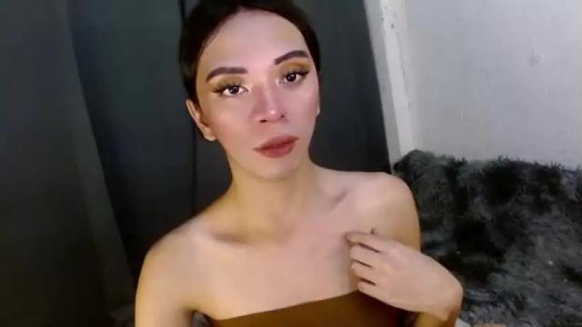 Image 6 of hugecock_caraxx Stream on Chaturbate on 13 months ago