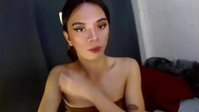 Image 10 of hugecock_caraxx Stream on Chaturbate on 12 months ago