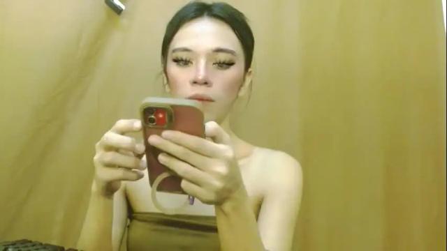 Image 3 of hugecock_caraxx Stream on Chaturbate on 28 days ago