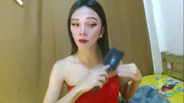 Image 2 of hugecock_caraxx Stream on Chaturbate on 28 days ago