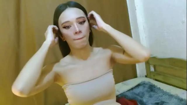 Image 3 of hugecock_caraxx Stream on Chaturbate on 4 days ago