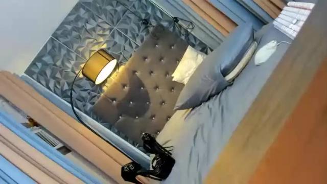 Image 12 of hugecockbella04 Stream on Chaturbate on 18 months ago