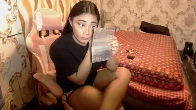 Image 6 of hugecockbella04 Stream on Chaturbate on 17 months ago