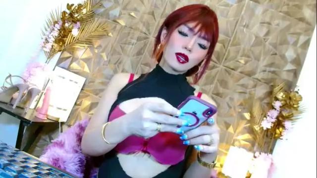 Image 2 of hugecockcarlita Stream on Chaturbate on 19 months ago