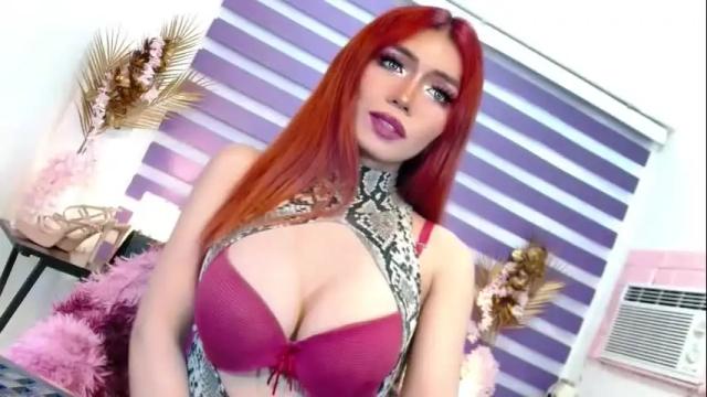 Image 7 of hugecockcarlita Stream on Chaturbate on 17 months ago