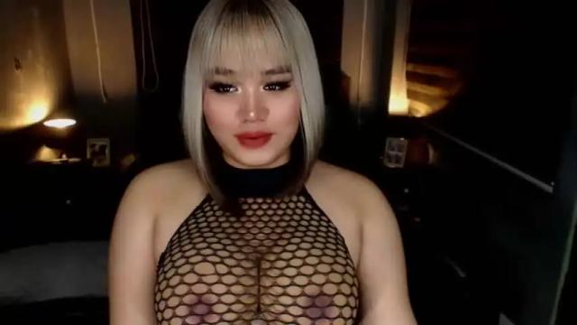 Image 10 of hugecockcelestine Stream on Chaturbate on 22 months ago