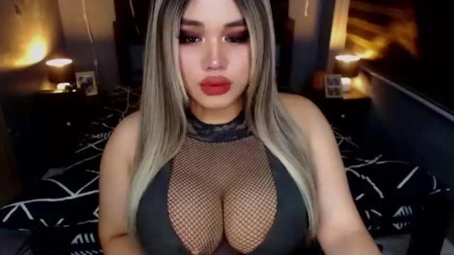 Image 7 of hugecockcelestine Stream on Chaturbate on 21 months ago