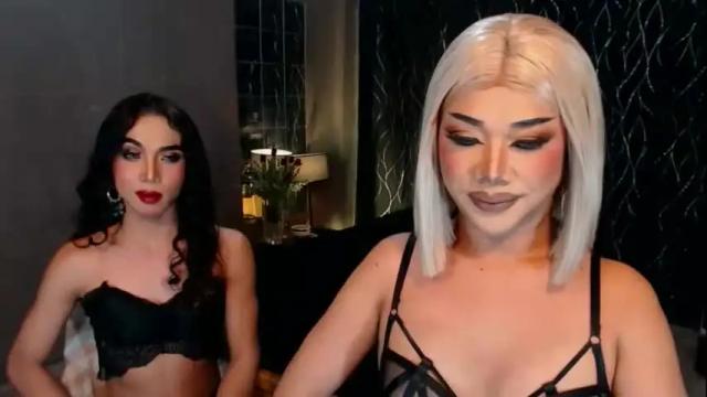Image 11 of hugecockchristine Stream on Chaturbate on 3 days ago