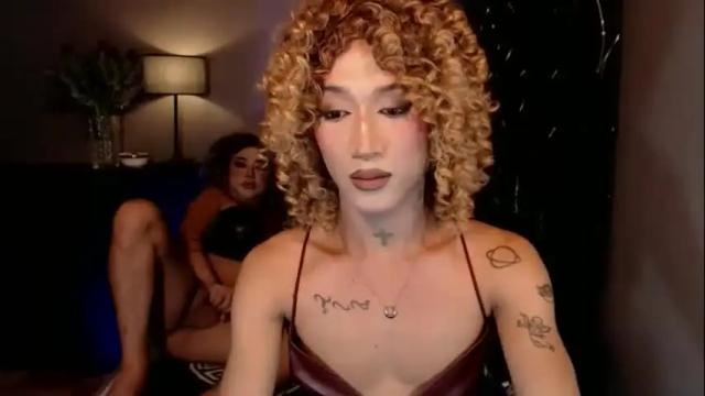 Image 11 of hugecockchristine Stream on Chaturbate on 3 months ago