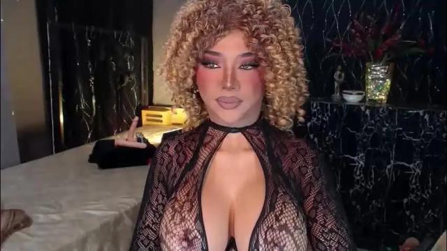 Thumbnail 1, hugecockchristine's Stream at Chaturbate, 1 month ago
