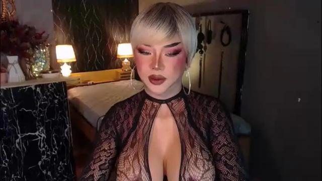 Image 10 of hugecockchristine Stream on Chaturbate on 1 month ago