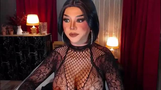 Image 10 of hugecockchristine Stream on Chaturbate on 23 days ago