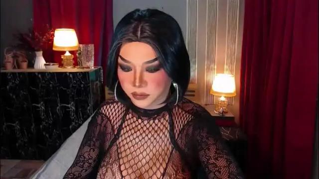 Image 8 of hugecockchristine Stream on Chaturbate on 23 days ago