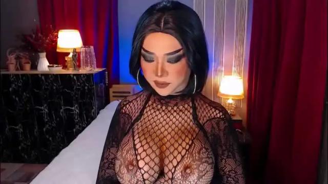 Image 10 of hugecockchristine Stream on Chaturbate on 22 days ago