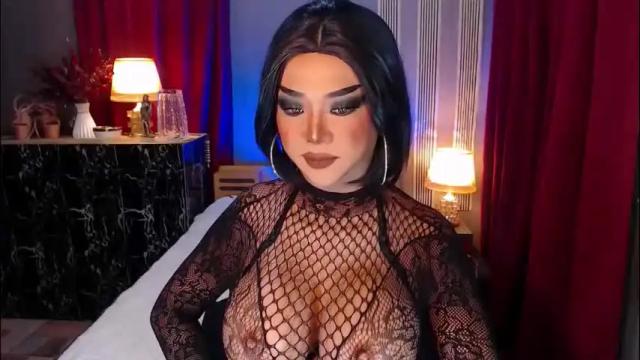 Image 11 of hugecockchristine Stream on Chaturbate on 22 days ago