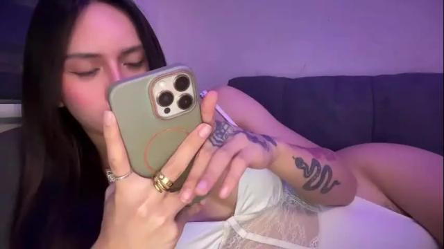 Image 11 of hugecockeightine Stream on Chaturbate on 12 days ago