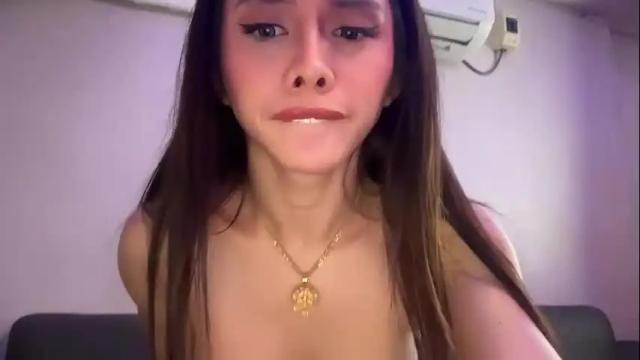 Image 12 of hugecockeightine Stream on Chaturbate on 9 days ago