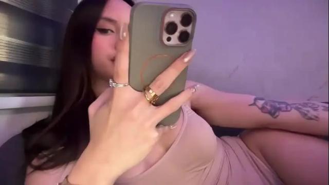 Image 3 of hugecockeightine Stream on Chaturbate on 9 days ago