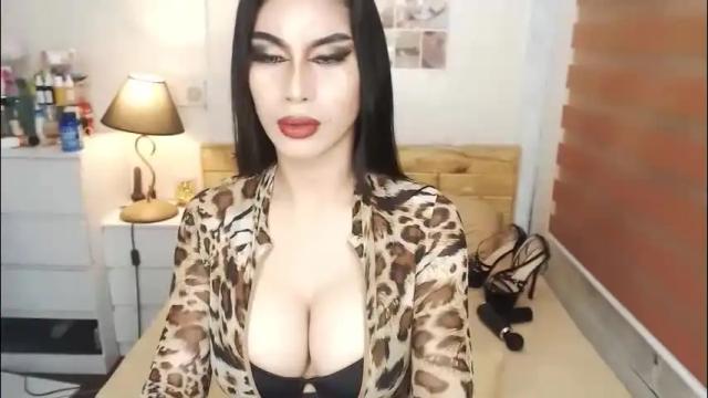 Image 6 of hugecockthalia Stream on Chaturbate on 1 month ago