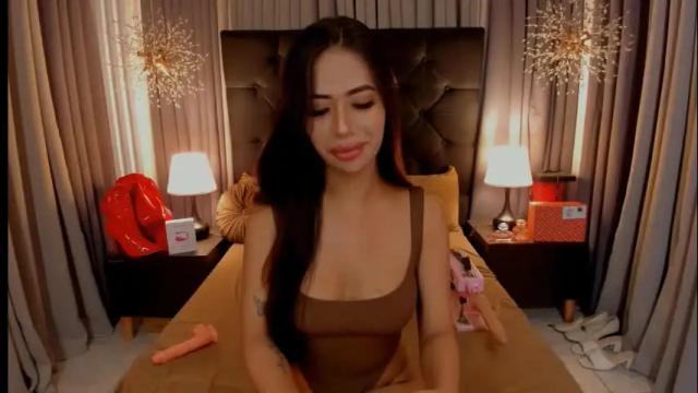 Image 4 of hugeirish2003 Stream on Chaturbate on 11 days ago