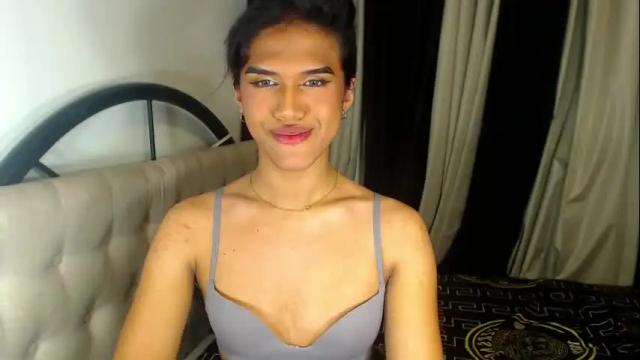 Image 6 of hugesurprisealexa18 Stream on Chaturbate on 2 months ago