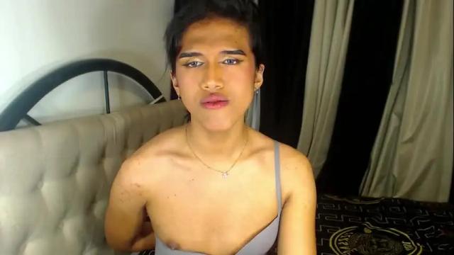 Image 7 of hugesurprisealexa18 Stream on Chaturbate on 2 months ago