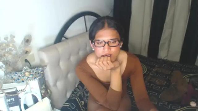 Image 11 of hugesurprisealexa18 Stream on Chaturbate on 1 month ago