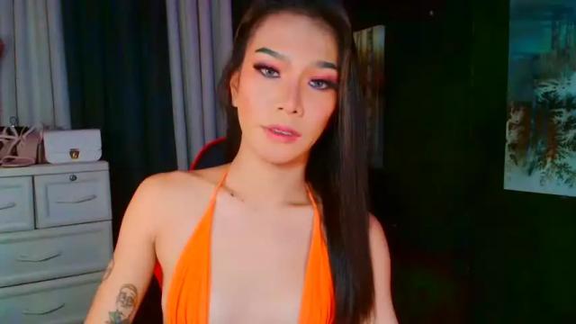 Image 6 of hugesyrilhoney Stream on Chaturbate on 18 months ago