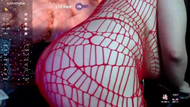 Image 10 of hugetits_tofuck Stream on Chaturbate on 13 months ago