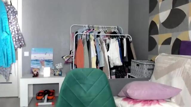 Image 6 of hugetittiesgerda Stream on Chaturbate on 2 months ago