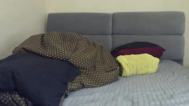 Image 11 of hugge_tits Stream on Chaturbate on 18 months ago