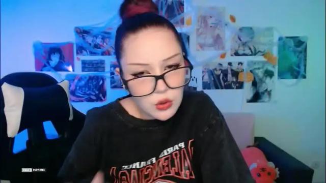 Image 2 of hugomin Stream on Chaturbate on 2 months ago