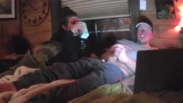 Image 6 of hungsingledad79 Stream on Chaturbate on 19 months ago